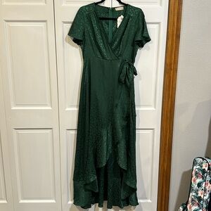 Altar’d State Springvale maxi dress, size large, dark green color